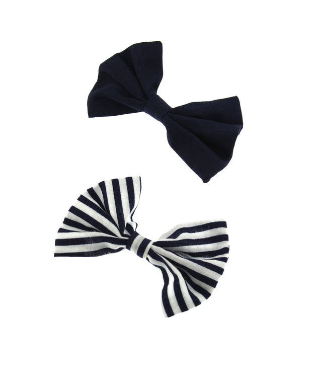 Navy and White/Navy Bowes 2 on card (6.5 x 4.5cm)