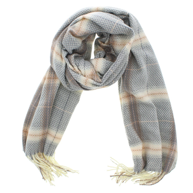 Classic Checkered Winter Scarves