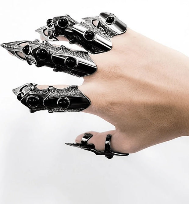 3D Gun Metal Skeleton Bracelet with 5 Black Stone Full Finger Knuckle Rings