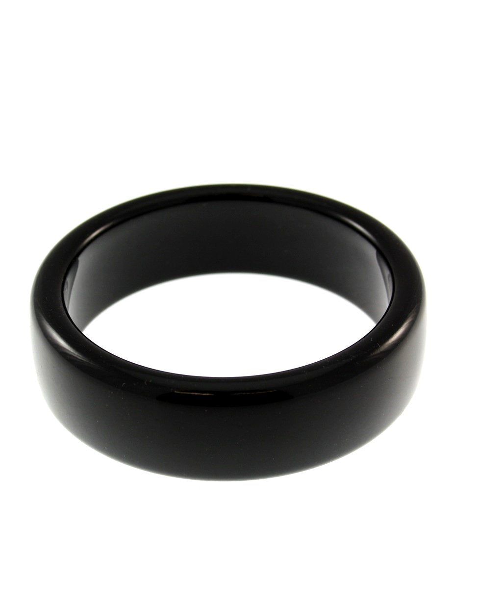 12 / Black