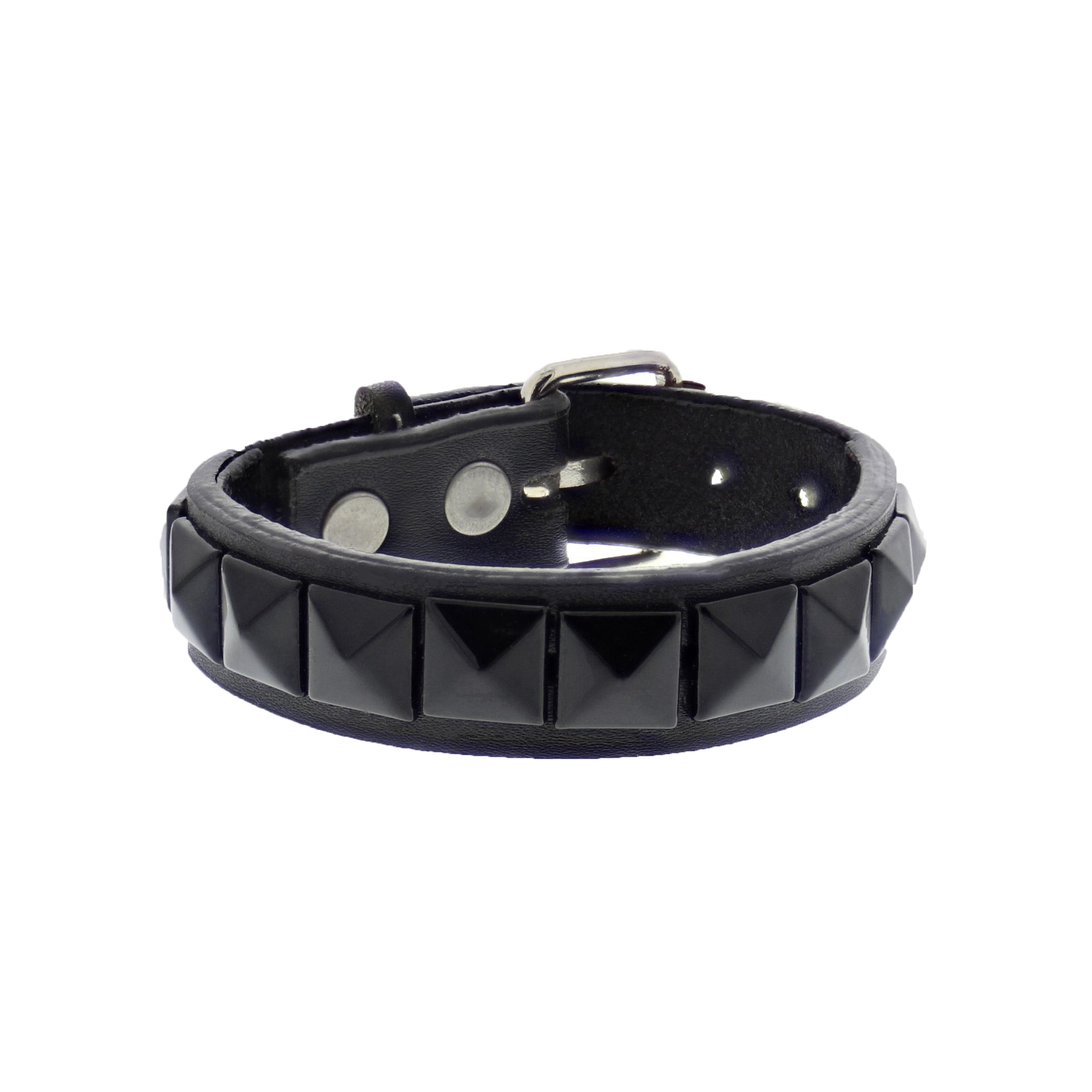 Black 1-Row Pyramid Studded PU Bracelet with Buckle