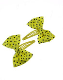 Pair of Polka Dot Bows on Snapclip