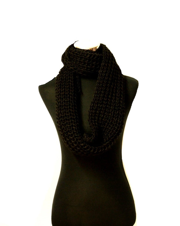 Warm Knitted Womens Loop Scarf / Snood/ Cowl