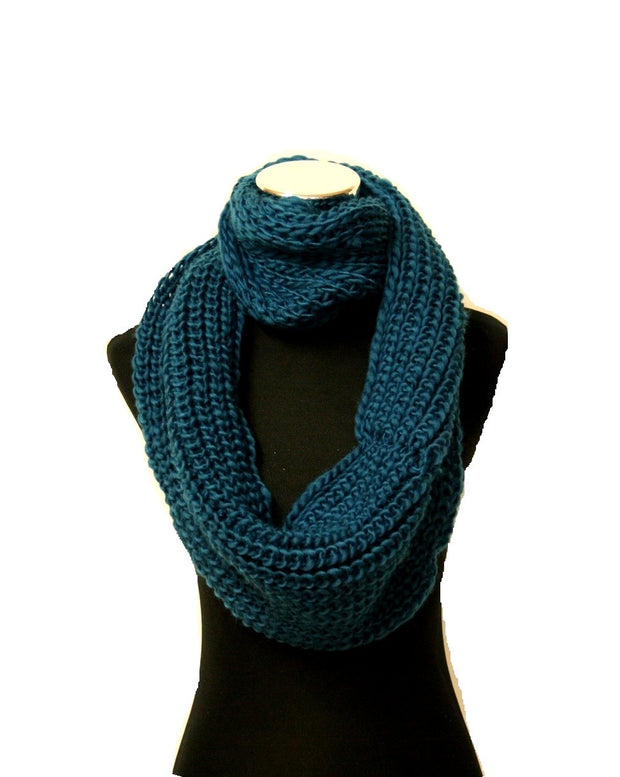 Warm Knitted Womens Loop Scarf / Snood/ Cowl