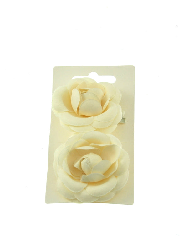 Pair of Rose Flowers on Concord Clip