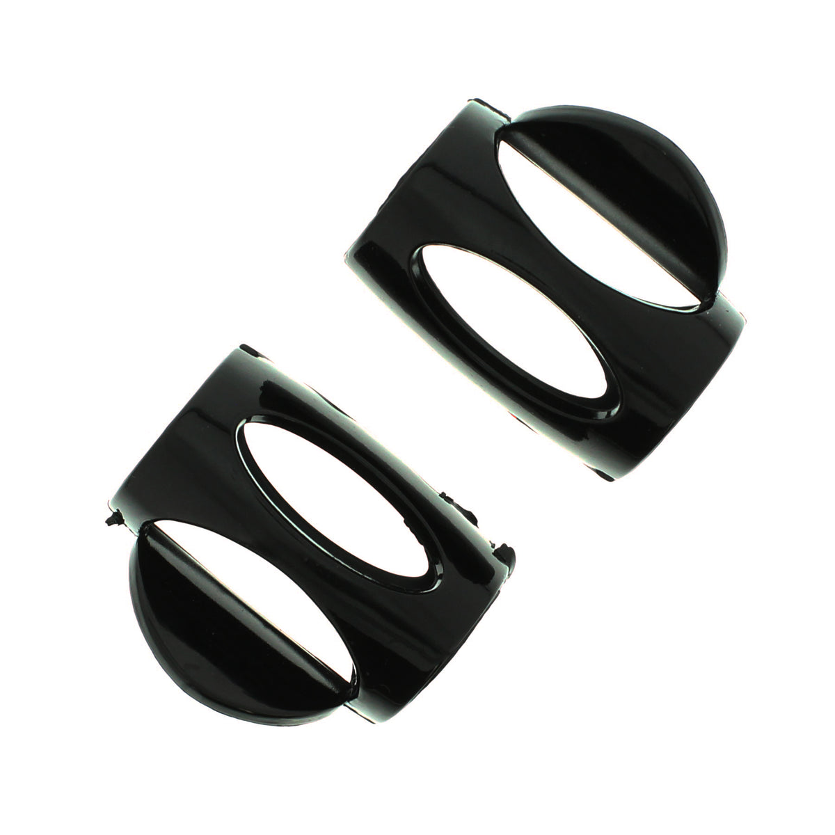 12 / Black