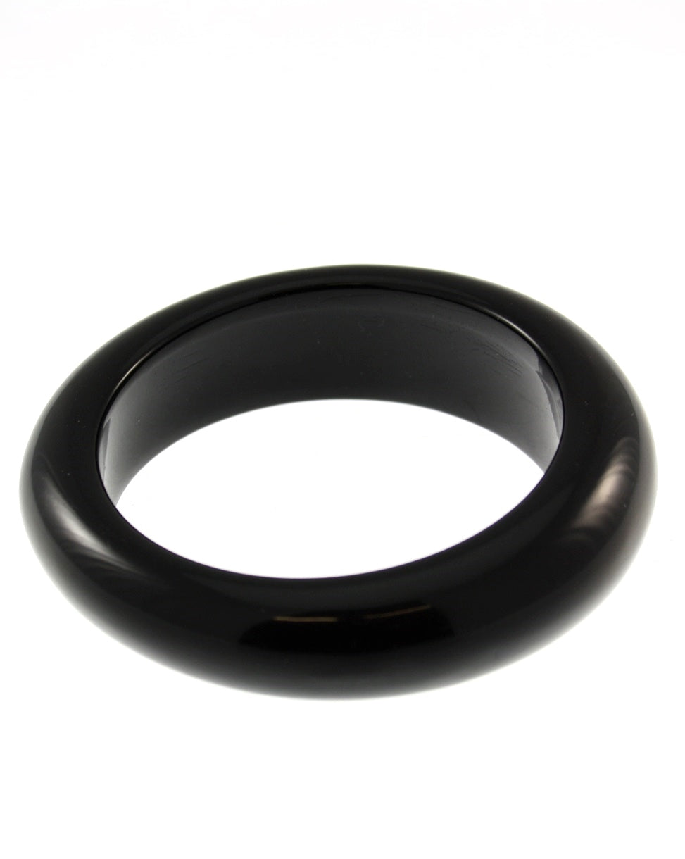 12 / Black