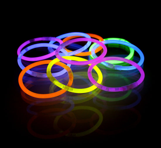 100 Pieces Assorted Glow Bracelets